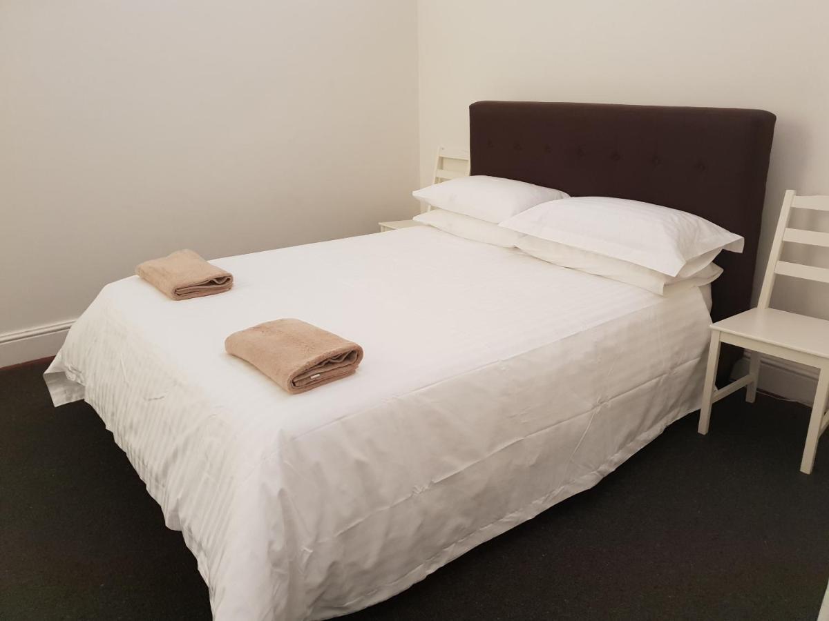 فريمانتل 1904 - Central Historic 1 Bedroom Apartment المظهر الخارجي الصورة
